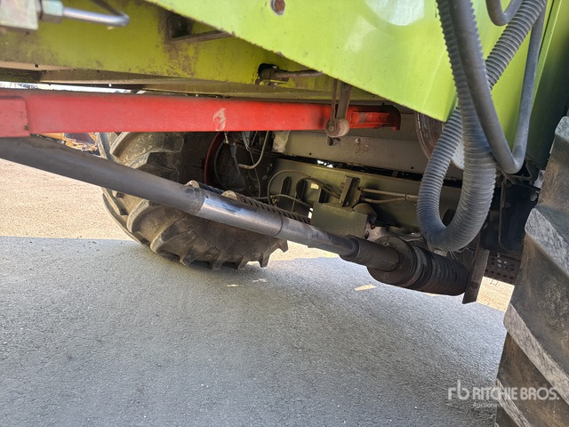 2002 Claas Lexion 470 Combine Harvester - Combine harvester: picture 5 2002 Claas Lexion 470 Combine Harvester - Combine harvester: picture 5