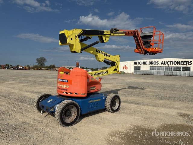 2004 JLG E450AJ Electric Articulating Boom Lift - Articulated boom: picture 4 2004 JLG E450AJ Electric Articulating Boom Lift - Articulated boom: picture 4
