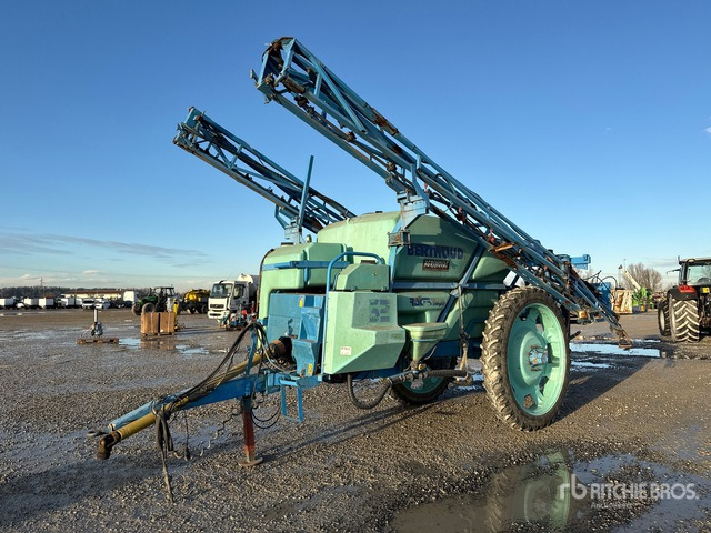 2008 Berthoud Raca 32RD24 Pull-Type Sprayer - Trailed sprayer: picture 1 2008 Berthoud Raca 32RD24 Pull-Type Sprayer - Trailed sprayer: picture 1
