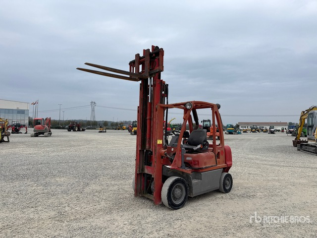 2009 Nissan Y1D2A250 2250 kg Forklift - Diesel forklift: picture 1 2009 Nissan Y1D2A250 2250 kg Forklift - Diesel forklift: picture 1