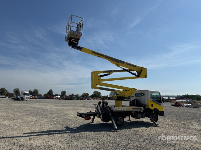 2011 Nissan Cabstar 2011 Socage DA320 20 m on Bucket Truck - Truck mounted aerial platform: picture 3 2011 Nissan Cabstar 2011 Socage DA320 20 m on Bucket Truck - Truck mounted aerial platform: picture 3