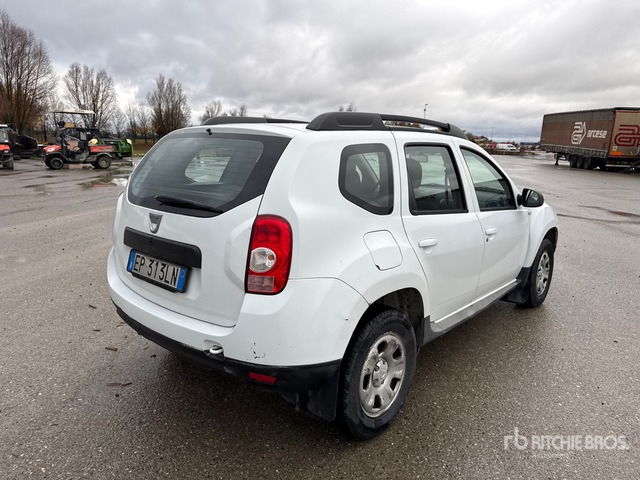 2012 Dacia Duster SUV - SUV: picture 3 2012 Dacia Duster SUV - SUV: picture 3