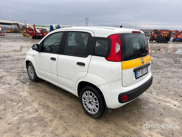 2013 Fiat Panda Automobile - Car: picture 2 2013 Fiat Panda Automobile - Car: picture 2