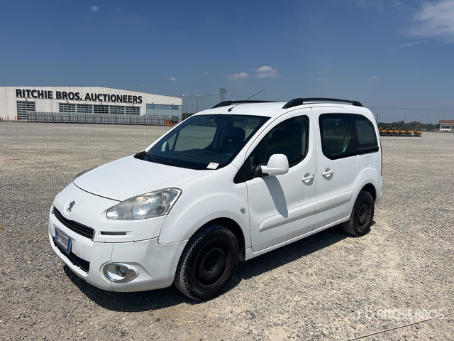 2013 Peugeot Partner Tepee Van Truck - Panel van: picture 2 2013 Peugeot Partner Tepee Van Truck - Panel van: picture 2