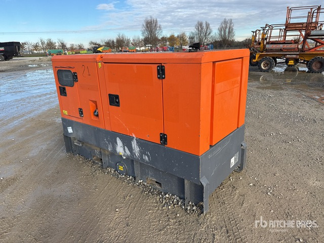2017 Atlas Copco QAS40 40 kVA Generator Set - Generator set: picture 1 2017 Atlas Copco QAS40 40 kVA Generator Set - Generator set: picture 1
