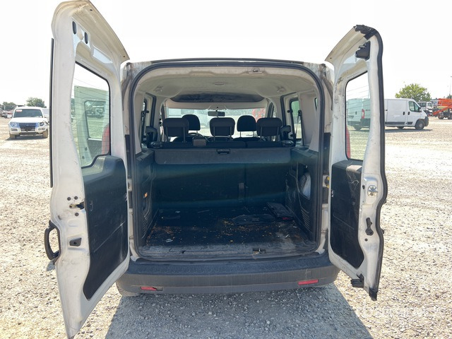 2018 Fiat Doblo COMBI 1.3 MJT 16V SX N1 Van Truck - Panel van: picture 5 2018 Fiat Doblo COMBI 1.3 MJT 16V SX N1 Van Truck - Panel van: picture 5