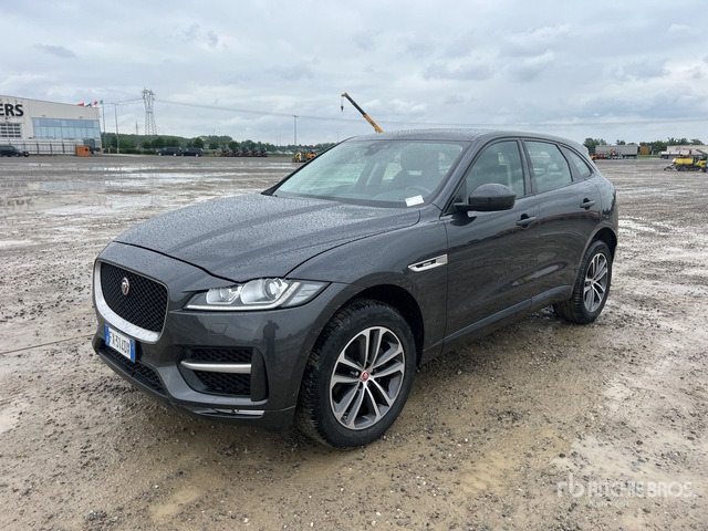 2019 Jaguar F-Pace 2.0D I4 180CV R-SPORT AWD SUV - SUV: picture 1 2019 Jaguar F-Pace 2.0D I4 180CV R-SPORT AWD SUV - SUV: picture 1