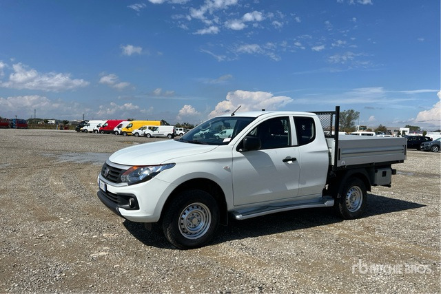 2020 Fiat Fullback 4x4 Extended Cab 2.4 154CV SX 4X4 Flatbed Truck - Flatbed van: picture 3 2020 Fiat Fullback 4x4 Extended Cab 2.4 154CV SX 4X4 Flatbed Truck - Flatbed van: picture 3