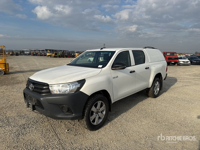 2020 Toyota Hilux Crew Cab Pickup - Pickup truck: picture 2 2020 Toyota Hilux Crew Cab Pickup - Pickup truck: picture 2