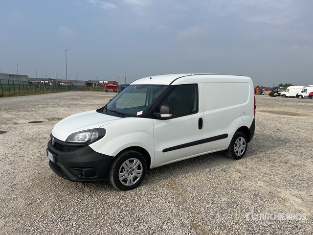 2021 Fiat Doblo CARGO CH1 LOUNGE 1.3 MJET 95CV ... Van Truck - Small van: picture 2 2021 Fiat Doblo CARGO CH1 LOUNGE 1.3 MJET 95CV ... Van Truck - Small van: picture 2