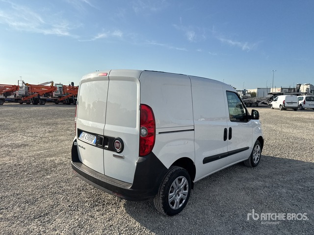2021 Fiat Doblo CARGO CH1 LOUNGE 1.3 MJET 95CV ... Van Truck - Small van: picture 4 2021 Fiat Doblo CARGO CH1 LOUNGE 1.3 MJET 95CV ... Van Truck - Small van: picture 4