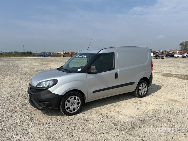 2021 Fiat Doblo CARGO CH1 LOUNGE 1.6 MJET 120CV ... Van Truck - Small van: picture 3 2021 Fiat Doblo CARGO CH1 LOUNGE 1.6 MJET 120CV ... Van Truck - Small van: picture 3