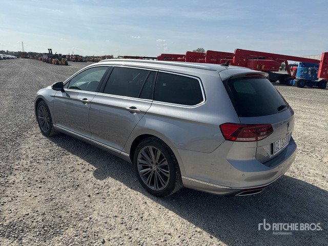 2021 Volkswagen Passat 1.4 PLUG IN HYBRID GTE DSG Station Wagon - Station wagon: picture 4 2021 Volkswagen Passat 1.4 PLUG IN HYBRID GTE DSG Station Wagon - Station wagon: picture 4