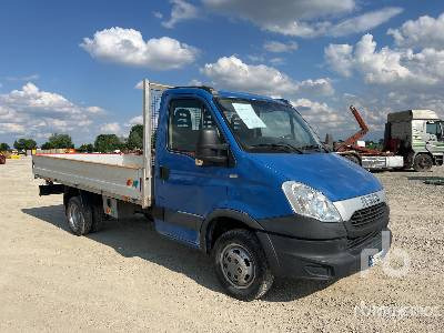IVECO 35C11 - Dropside/ Flatbed truck: picture 4 IVECO 35C11 - Dropside/ Flatbed truck: picture 4