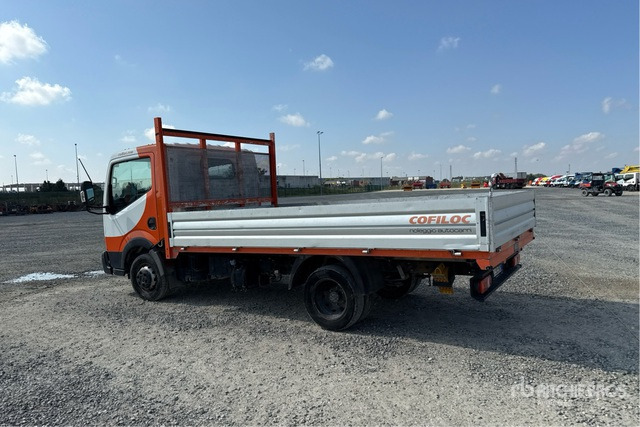 Nissan Cabstar NT400 Autocarro cassone fisso - Dropside/ Flatbed truck: picture 3 Nissan Cabstar NT400 Autocarro cassone fisso - Dropside/ Flatbed truck: picture 3