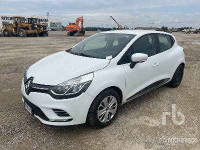 RENAULT CLIO Berlina 1.5 DCI 75CV BUSINESS N1 - Car: picture 1 RENAULT CLIO Berlina 1.5 DCI 75CV BUSINESS N1 - Car: picture 1