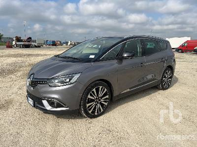 RENAULT GRAND SCENIC 7 Seats 1.7 BLUE INITIALE PARIS - Car: picture 2 RENAULT GRAND SCENIC 7 Seats 1.7 BLUE INITIALE PARIS - Car: picture 2