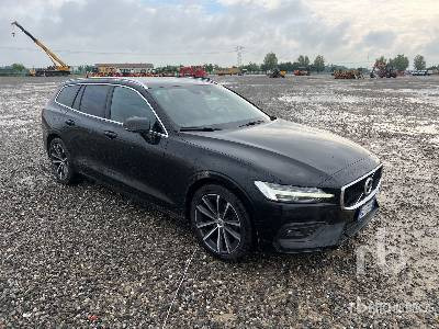 VOLVO V60 SW D3 AUTO MOMENTUM BUSINESS PRO N1 - Car: picture 4 VOLVO V60 SW D3 AUTO MOMENTUM BUSINESS PRO N1 - Car: picture 4