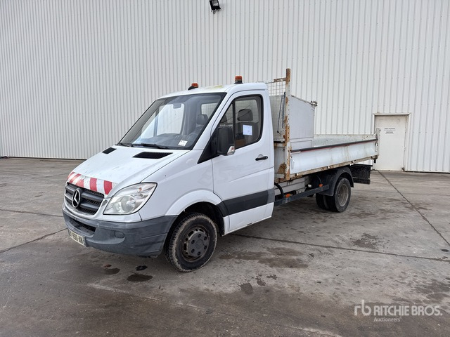2011 Mercedes-Benz Sprinter 4x2 Camion Benne Dump Truck: Light Duty - Tipper: picture 1 2011 Mercedes-Benz Sprinter 4x2 Camion Benne Dump Truck: Light Duty - Tipper: picture 1
