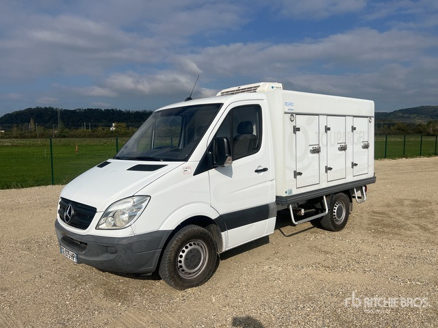 2012 Mercedes-Benz Sprinter 310 DCi 4x2 Crew Cab Camion Frigorifiqu ... Refrigerated Truck - Refrigerator truck: picture 1 2012 Mercedes-Benz Sprinter 310 DCi 4x2 Crew Cab Camion Frigorifiqu ... Refrigerated Truck - Refrigerator truck: picture 1