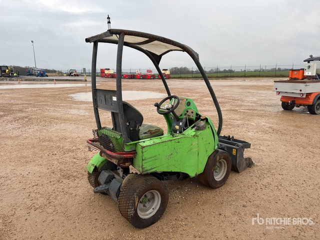 2014 Tecno M220EMNT Chargeuse Compacte (Inoperable) Skid Steer Loader - Skid steer loader: picture 3 2014 Tecno M220EMNT Chargeuse Compacte (Inoperable) Skid Steer Loader - Skid steer loader: picture 3