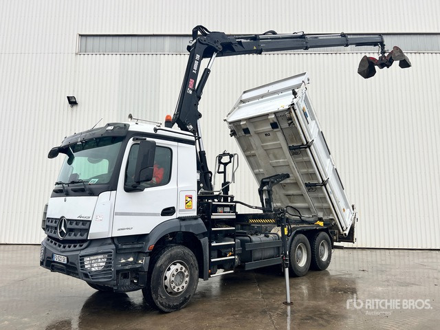 2020 Mercedes-Benz Arocs 2640 2019 Hiab BL158HD01417 5000 kg ... Dump Truck with Crane - Tipper: picture 2 2020 Mercedes-Benz Arocs 2640 2019 Hiab BL158HD01417 5000 kg ... Dump Truck with Crane - Tipper: picture 2
