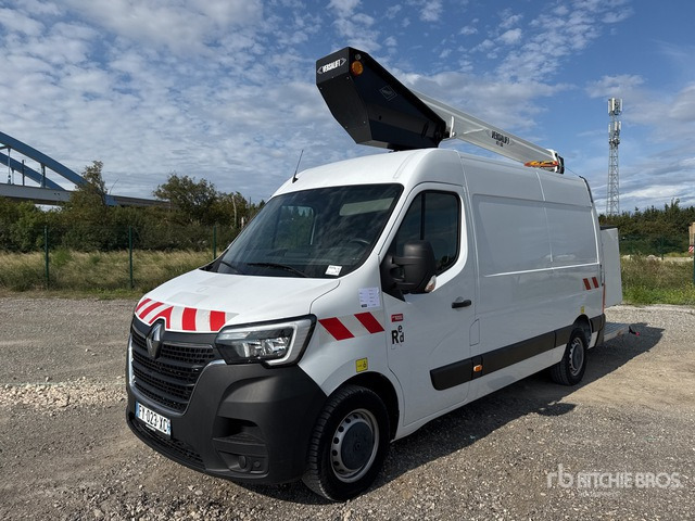 2021 Renault Master 145 DXI 2021 Versalift VTL 135 13 m on ... Bucket Truck - Truck mounted aerial platform: picture 1 2021 Renault Master 145 DXI 2021 Versalift VTL 135 13 m on ... Bucket Truck - Truck mounted aerial platform: picture 1