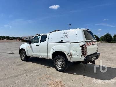 ISUZU 4x4 Crew Cab Pick-up - Dropside/ Flatbed truck: picture 2 ISUZU 4x4 Crew Cab Pick-up - Dropside/ Flatbed truck: picture 2