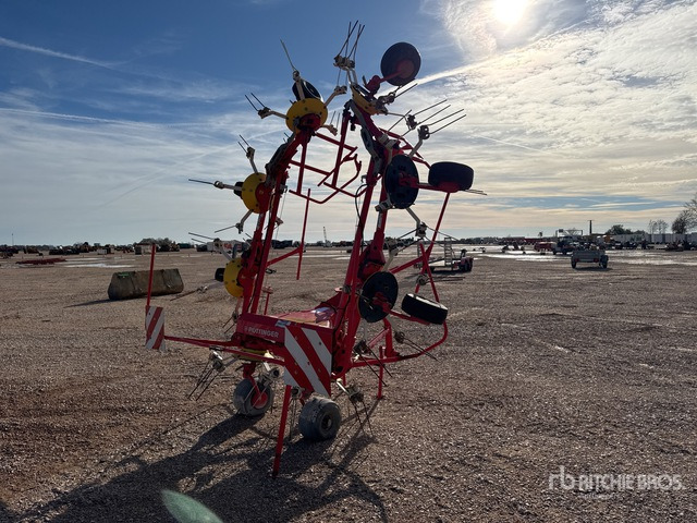 Pottinger Euro Hit 810 N Hay Tedder - Tedder/ Rake: picture 3 Pottinger Euro Hit 810 N Hay Tedder - Tedder/ Rake: picture 3