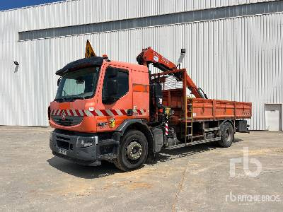 RENAULT PREMIUM LANDER 2006 Fassi F130A-21 5730 kg on ... - Dropside/ Flatbed truck: picture 1 RENAULT PREMIUM LANDER 2006 Fassi F130A-21 5730 kg on ... - Dropside/ Flatbed truck: picture 1