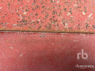 Tipper RENAULT S130 4x2 Camion Benne: picture 6