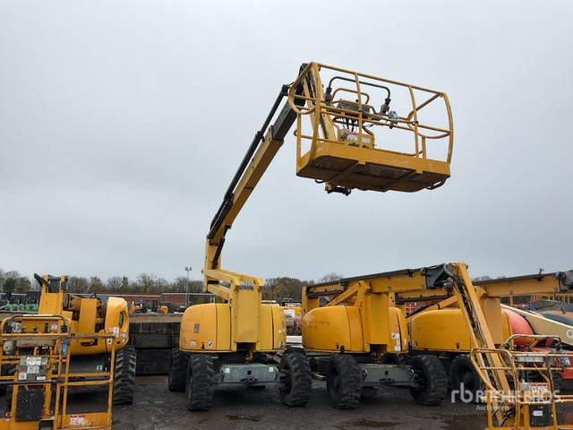 2008 Haulotte HA20PX 4WD Diesel Articulating Boom Lift - Articulated boom: picture 1 2008 Haulotte HA20PX 4WD Diesel Articulating Boom Lift - Articulated boom: picture 1