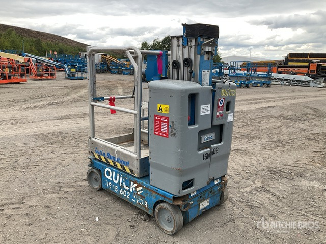 2009 Genie GR15 Vertical Mast Lift - Vertical mast lift: picture 4 2009 Genie GR15 Vertical Mast Lift - Vertical mast lift: picture 4