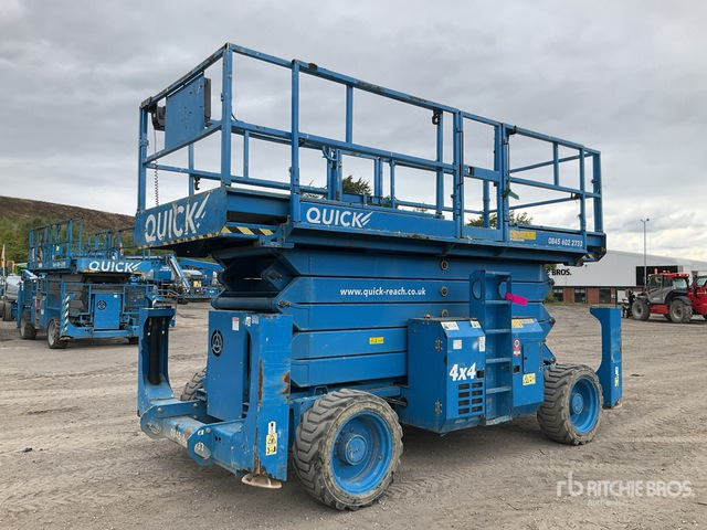 2016 Genie GS-5390 4x4 Diesel Scissor Lift - Scissor lift: picture 2 2016 Genie GS-5390 4x4 Diesel Scissor Lift - Scissor lift: picture 2