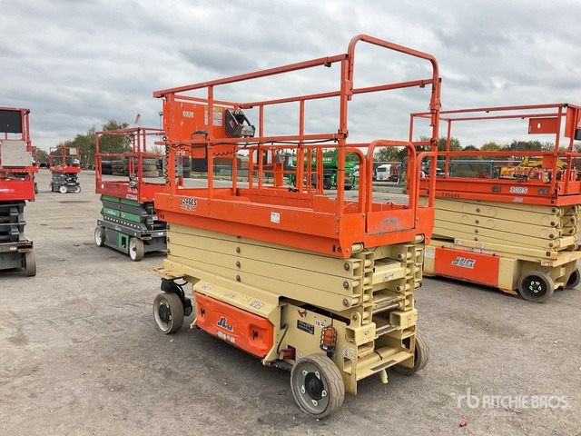 2016 JLG 3246ES 2016 JLG 3246 ES Scissor Lift Scissor Lift - Scissor lift: picture 4 2016 JLG 3246ES 2016 JLG 3246 ES Scissor Lift Scissor Lift - Scissor lift: picture 4