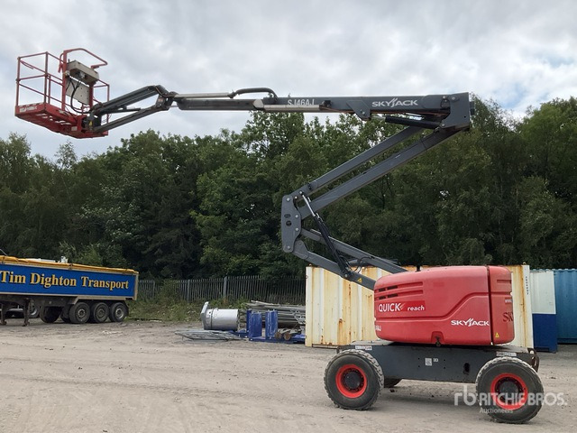 2016 Skyjack SJ46AJ 4WD Diesel Articulating Boom Lift - Articulated boom: picture 2 2016 Skyjack SJ46AJ 4WD Diesel Articulating Boom Lift - Articulated boom: picture 2