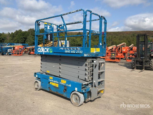 2017 Genie GS-4047 Electric Scissor Lift - Scissor lift: picture 2 2017 Genie GS-4047 Electric Scissor Lift - Scissor lift: picture 2