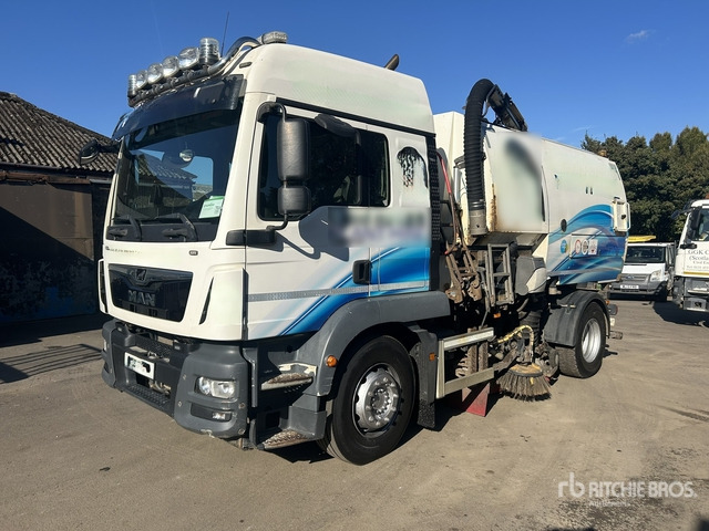 2018 MAN TGM18.290 - Road sweeper: picture 2 2018 MAN TGM18.290 - Road sweeper: picture 2