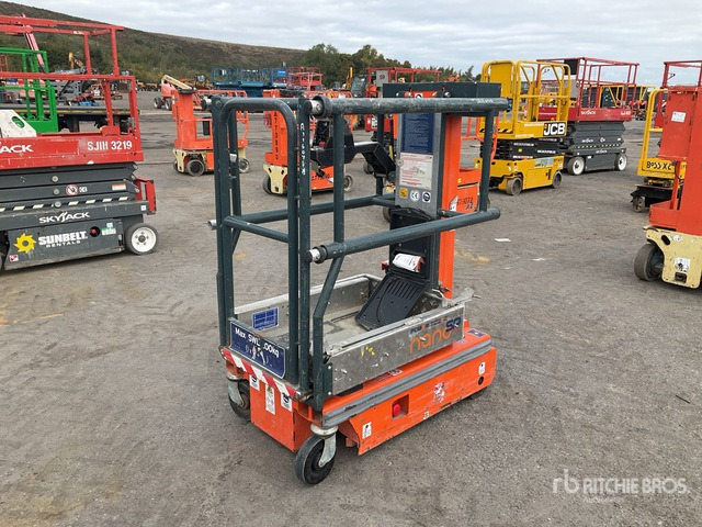 2020 Power Tower Nano SP Plus Electric Vertical Mast Lift - Vertical mast lift: picture 2 2020 Power Tower Nano SP Plus Electric Vertical Mast Lift - Vertical mast lift: picture 2