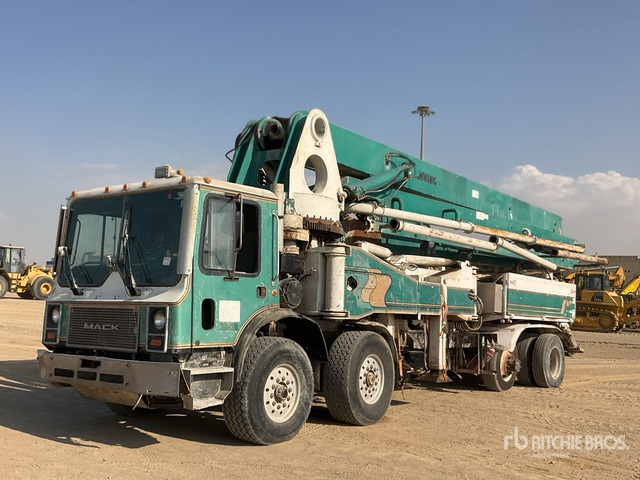 1997 Mack MR688S 1997 Schwing KVM 42/38 42 m on 8x4 Concrete Pump Truck - Concrete pump truck: picture 1 1997 Mack MR688S 1997 Schwing KVM 42/38 42 m on 8x4 Concrete Pump Truck - Concrete pump truck: picture 1