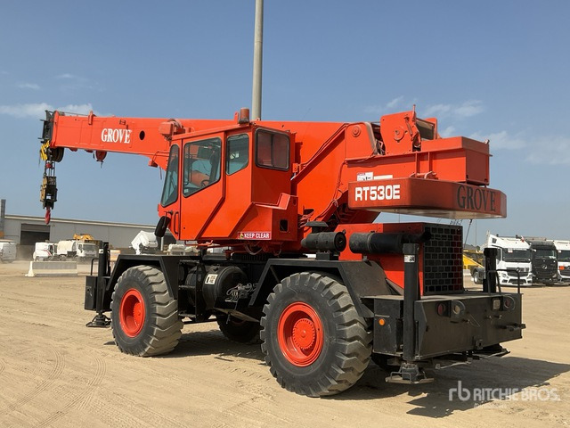 1999 Grove RT530E 30 ton 4x4x4 Rough Terrain Crane - Rough terrain crane: picture 4 1999 Grove RT530E 30 ton 4x4x4 Rough Terrain Crane - Rough terrain crane: picture 4