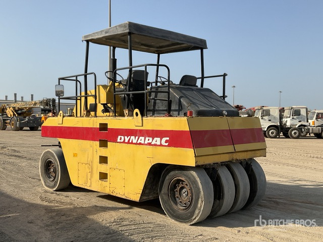 2002 Dynapac CP 271 9 Wheel Pneumatic Roller - Pneumatic roller: picture 4 2002 Dynapac CP 271 9 Wheel Pneumatic Roller - Pneumatic roller: picture 4