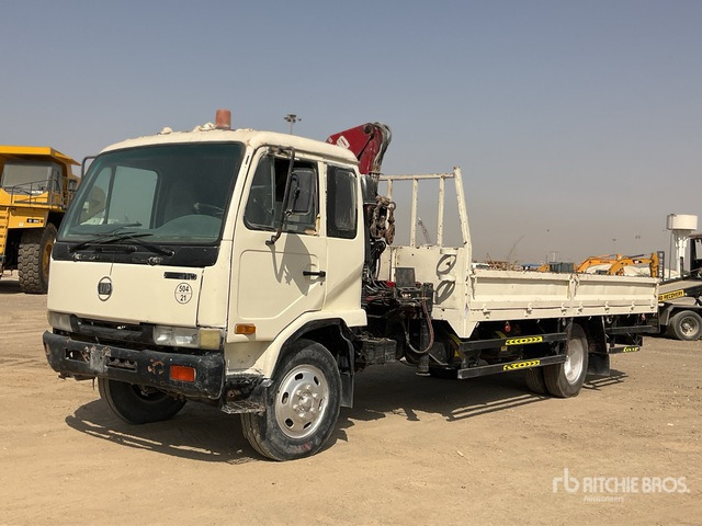 2006 Nissan MK210 2006 HMF 683K1 Knuckle Boom on 4x2 Flatbed Truck with Crane - Dropside/ Flatbed truck, Crane truck: picture 1 2006 Nissan MK210 2006 HMF 683K1 Knuckle Boom on 4x2 Flatbed Truck with Crane - Dropside/ Flatbed truck, Crane truck: picture 1