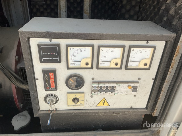 2006 Zordan LMDE30PM 30 kVA Skid-Mounted Generator Set - Generator set: picture 4 2006 Zordan LMDE30PM 30 kVA Skid-Mounted Generator Set - Generator set: picture 4