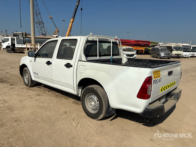 2008 Isuzu D-Max 4x2 Crew Cab Pickup - Pickup truck: picture 2 2008 Isuzu D-Max 4x2 Crew Cab Pickup - Pickup truck: picture 2