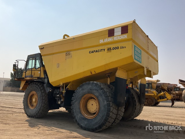 2010 Komatsu HD465-7R 45000 L Fuel Tanker Truck - Rigid dumper/ Rock truck: picture 2 2010 Komatsu HD465-7R 45000 L Fuel Tanker Truck - Rigid dumper/ Rock truck: picture 2