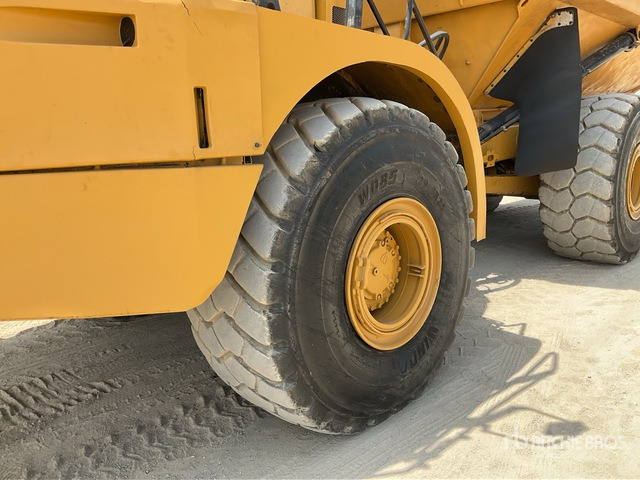 2012 Cat 740B - Articulated dumper: picture 5 2012 Cat 740B - Articulated dumper: picture 5