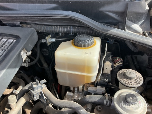 2012 Toyota Land Cruiser GX 200L 4x4 SUV - SUV: picture 4 2012 Toyota Land Cruiser GX 200L 4x4 SUV - SUV: picture 4