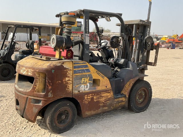 2015 Komatsu FH40-1 4 ton Forklift - Diesel forklift: picture 3 2015 Komatsu FH40-1 4 ton Forklift - Diesel forklift: picture 3