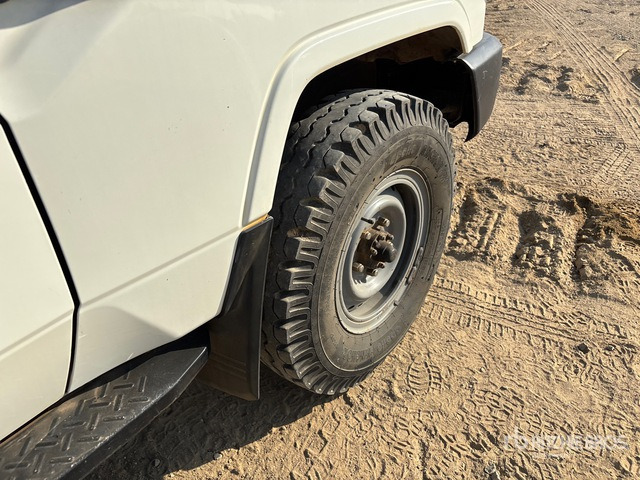 2018 Toyota Land Cruiser 78R 4x4 SUV - SUV: picture 4 2018 Toyota Land Cruiser 78R 4x4 SUV - SUV: picture 4